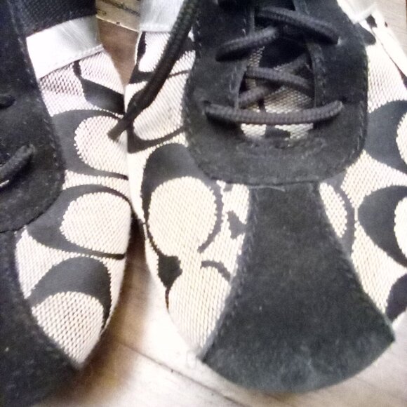 Coach Jayme sneakers. Size 8.5 Black and grey. Preloved - Picture 6 of 8